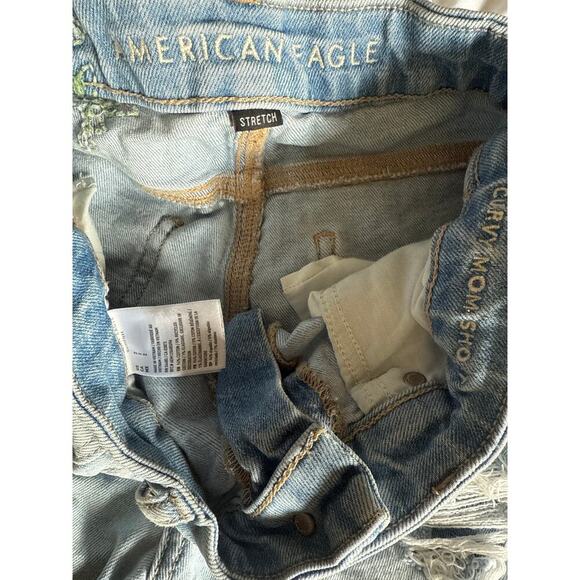 AMERICAN EAGLE DENIM SHORTS CURVY MOM SHORT SIZE 2 - Picture 3 of 5